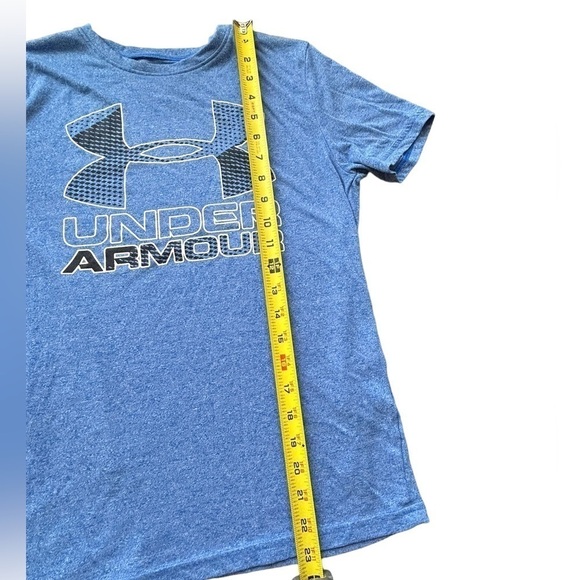 Under Armour Youth Loose Short Sleeve Tee • Used • Size: Large (Youth)​ - Picture 5 of 6